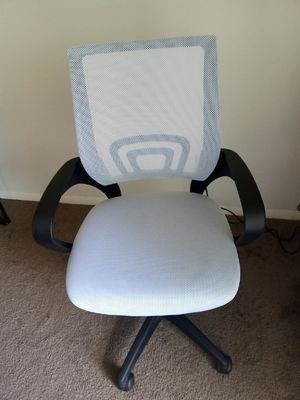ALINUNU White Mesh Executive Chair met lumbale steun en vlindermechanisme