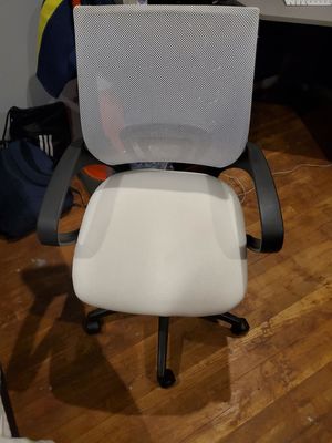 Pas uw werkruimte aan met ALINUNU Grey Mesh Computer Chair ODM en OEM opties
