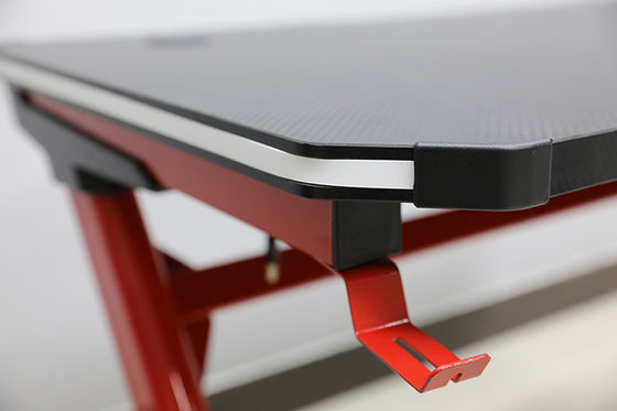 Comfortabele verstelbare metalen opvouwbare speeltafel voor moderne gamers