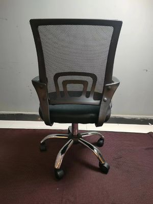 Verstelbare mid-back mesh kantoorstoel voor executive comfort en aanpassing