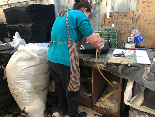 Comfortabele low-back mesh stoel met lumbale steun en verstelbare stoelhoogte