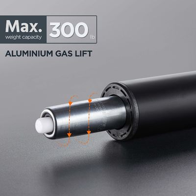 IJzeren kantoorstoel met flip-up armleuningen en maximaal aanbevolen gewicht 275 pond.