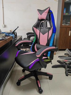 RGB-gamingstoel met licht en luidsprekers PU-leermassage Computerspelstoel
